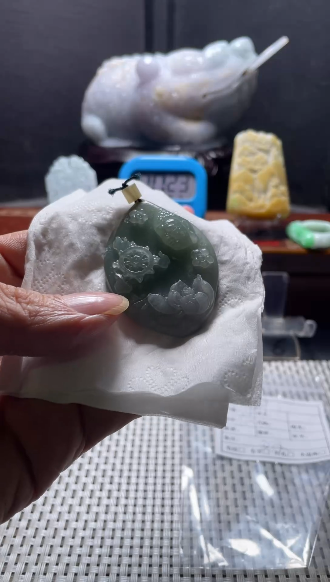 【闪购商品】定制翡翠未镶嵌挂件