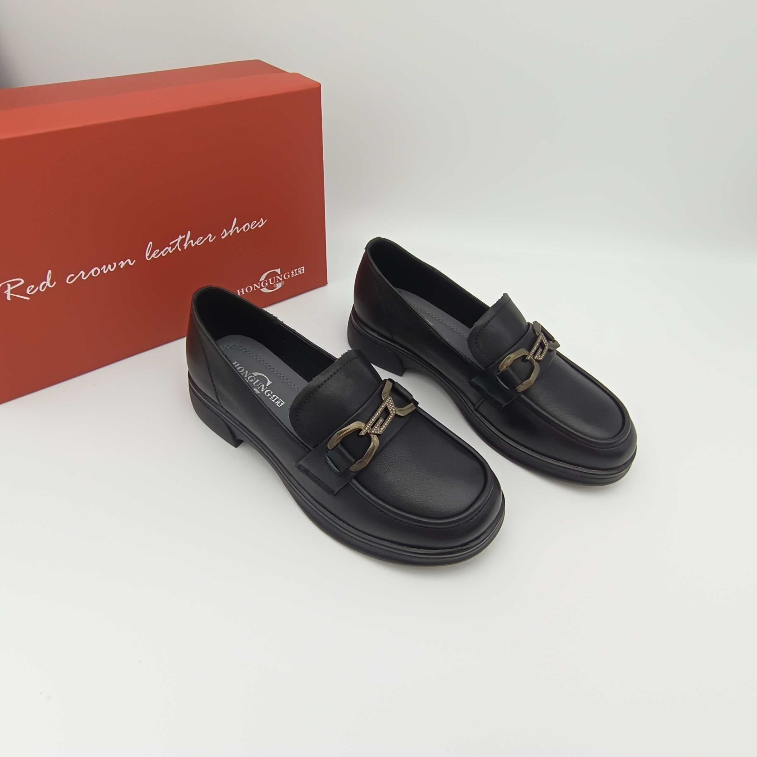 红冠皮鞋圆头乐福鞋秋季百搭45402时尚女鞋低跟单鞋