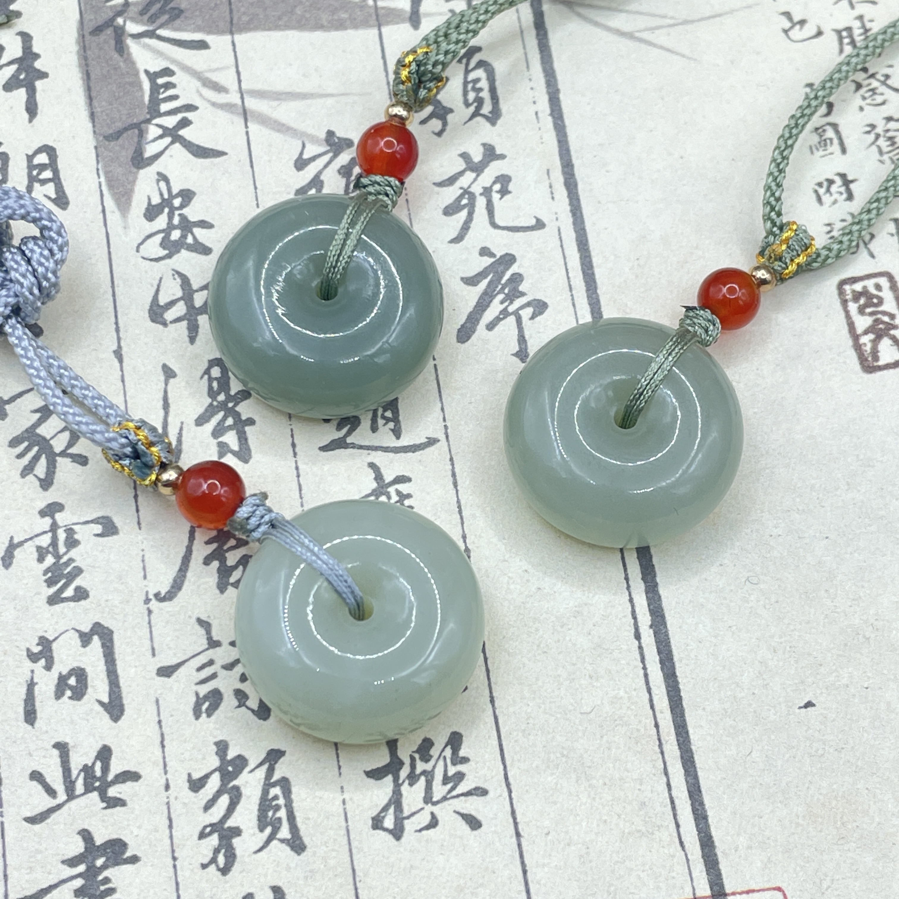 保真天然和田玉 拖拉海沟晴水冰底平安扣吊坠（多样性发货）H229