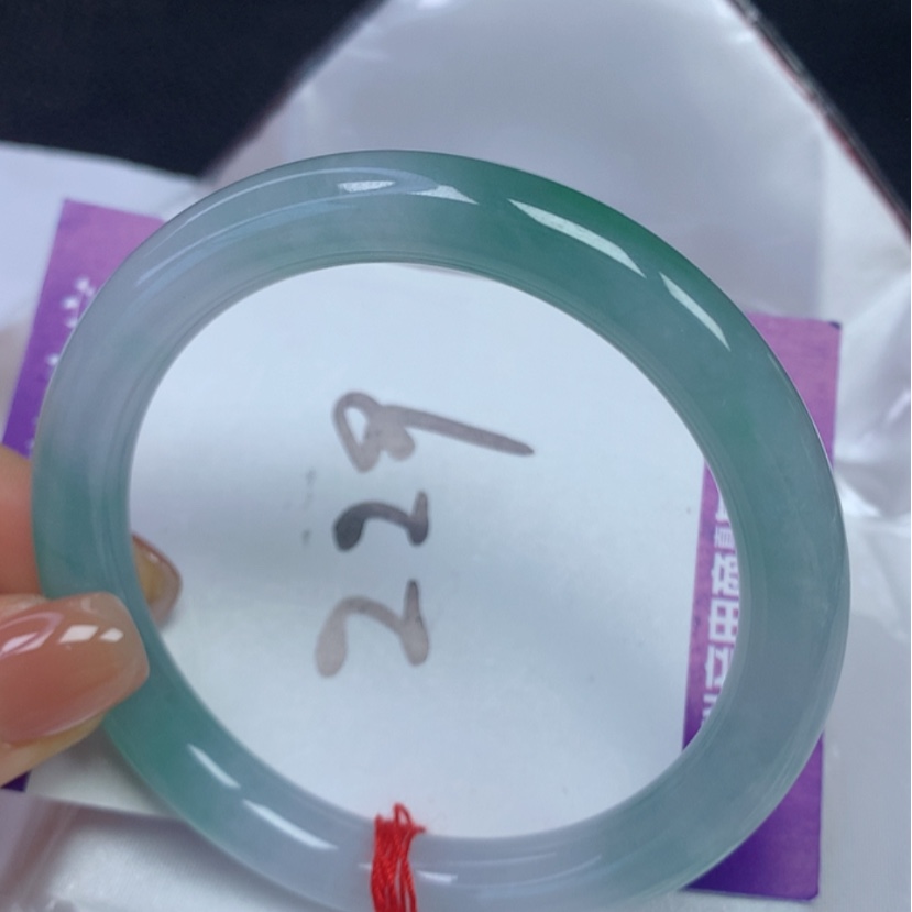【闪购商品】翡翠手镯未镶嵌56+