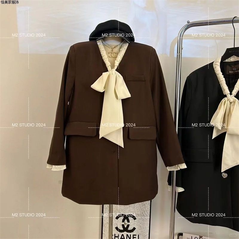 春季2025新款韩式高级设计感名媛小香风西装女复古蝴蝶结宽松外套