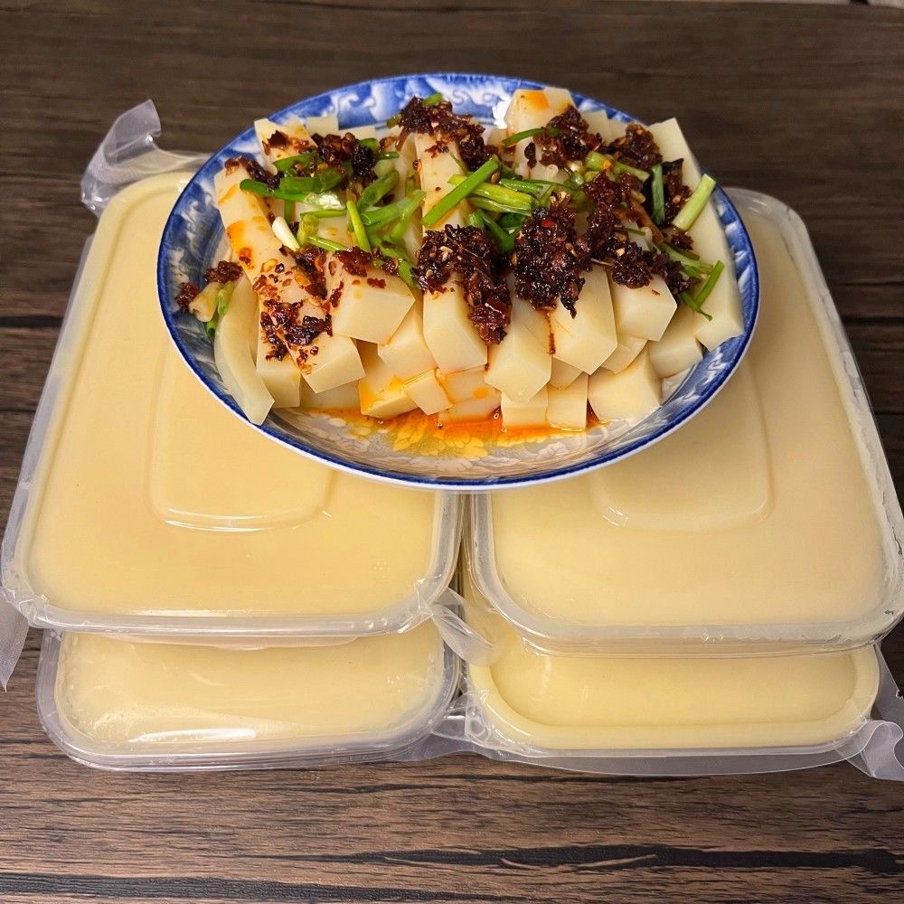 凉拌米豆腐贵州特产米豆腐凉粉方便小吃即食米豆腐成品送油辣椒