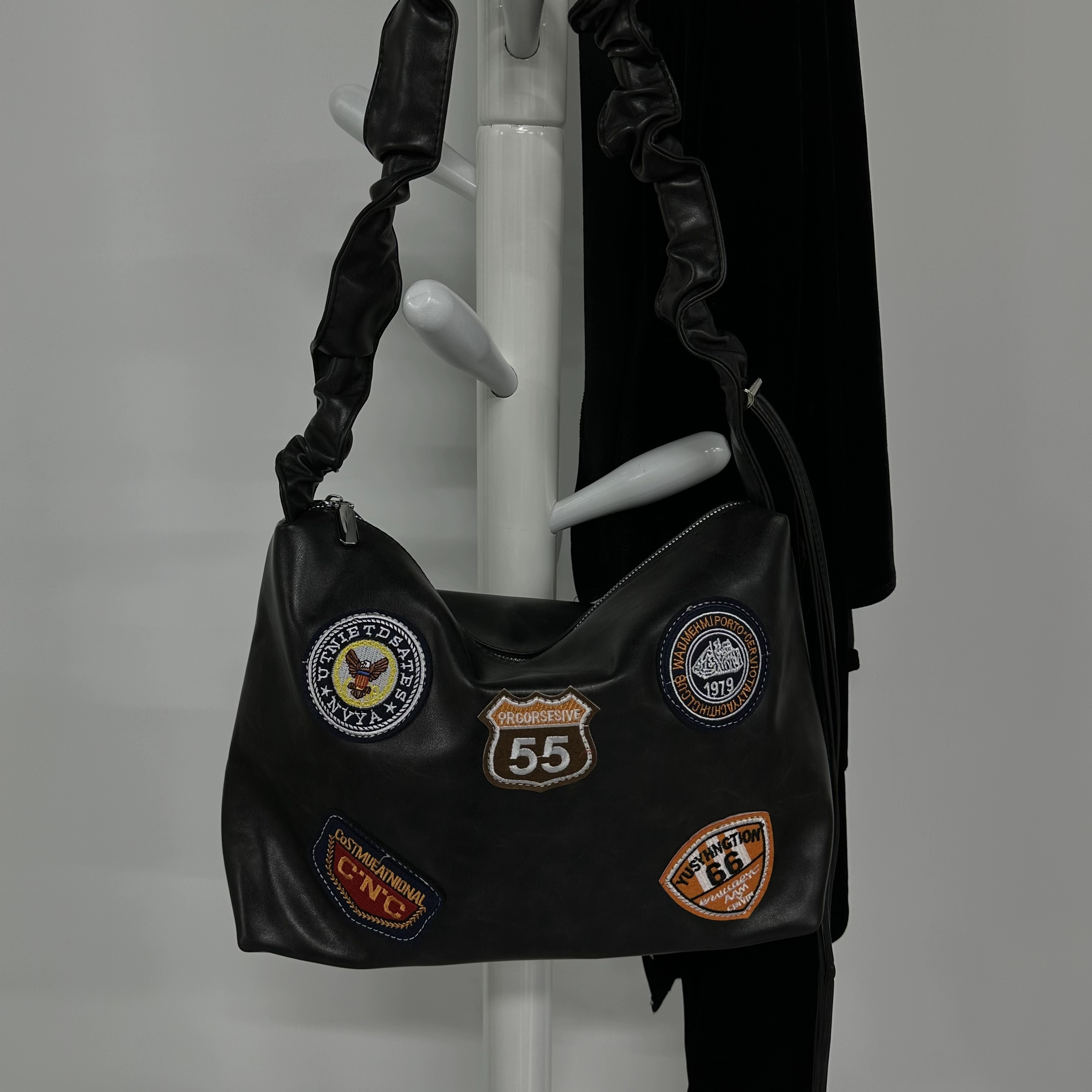 【带礼盒】2024新款定制时尚百搭单肩包INS网红斜挎A70