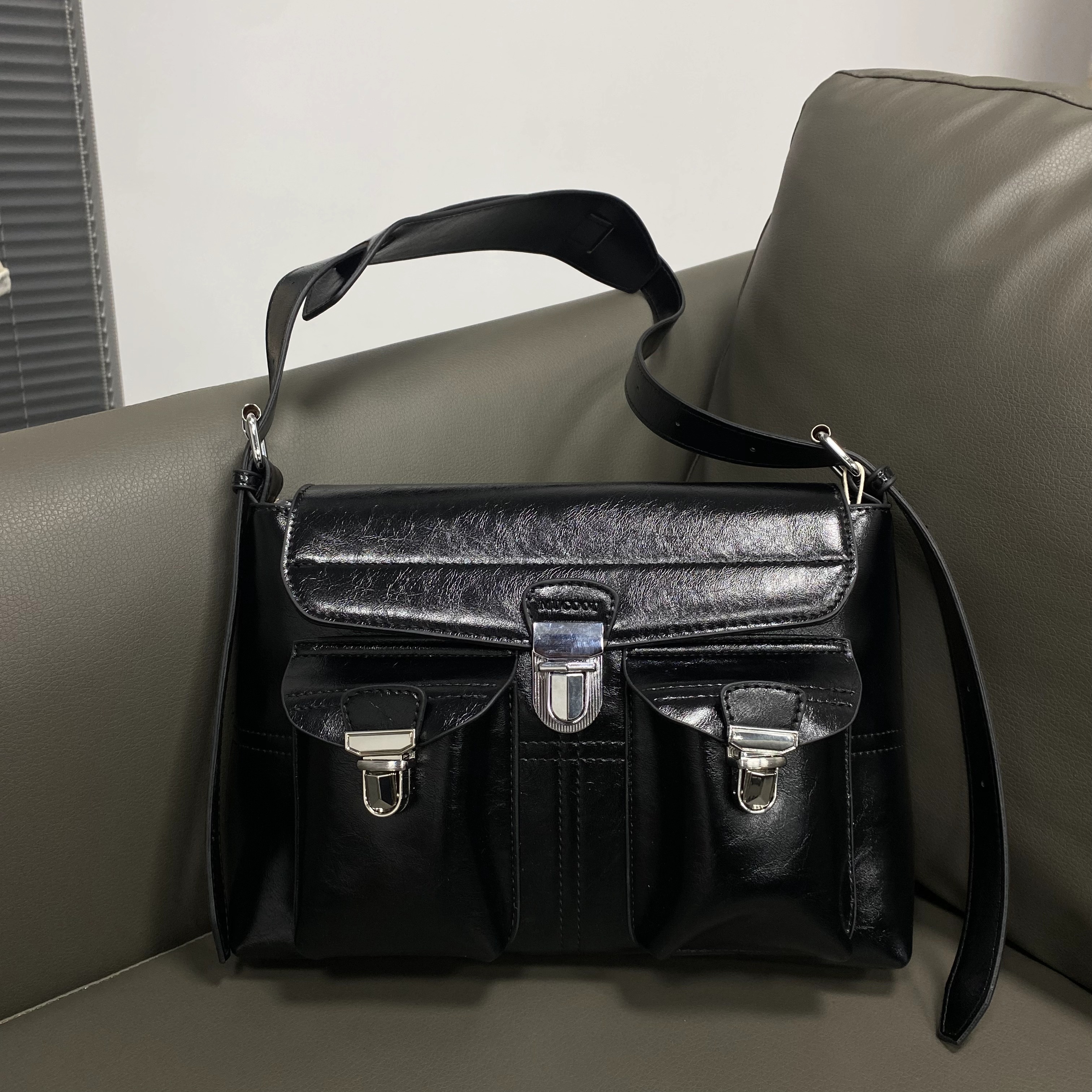 【带礼盒】2024新款定制时尚百搭单肩包INS网红斜挎包A153