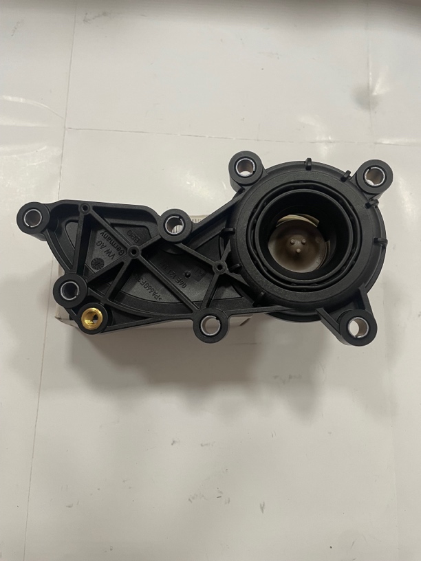奥迪Q73.0T节温器 原装正品 下单备注车架号