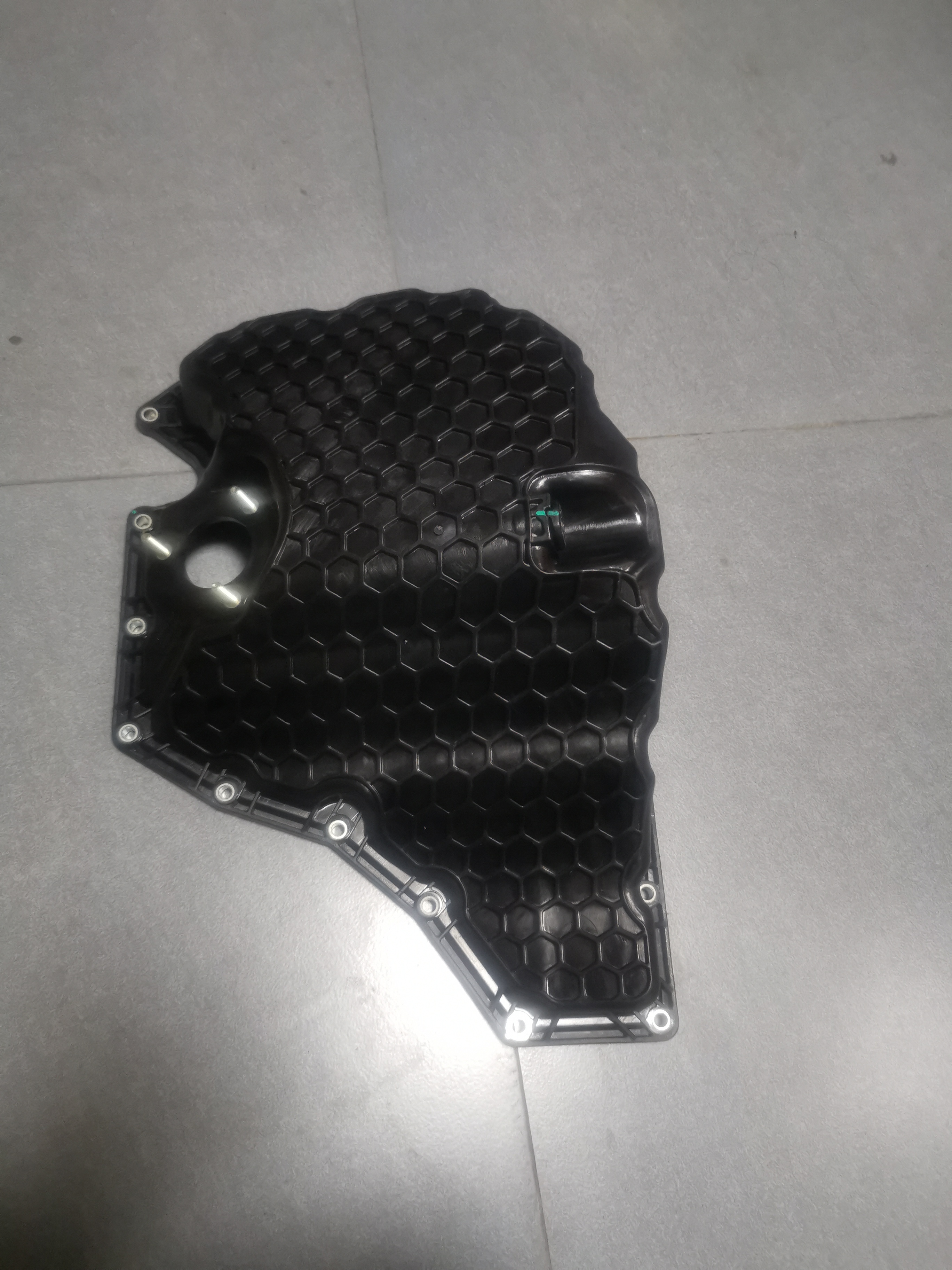 奥迪A6L A4L Q5 Q5L机油油底壳