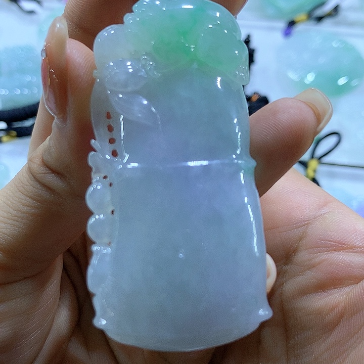 翡翠颈饰未镶嵌天然翡翠A货吊坠