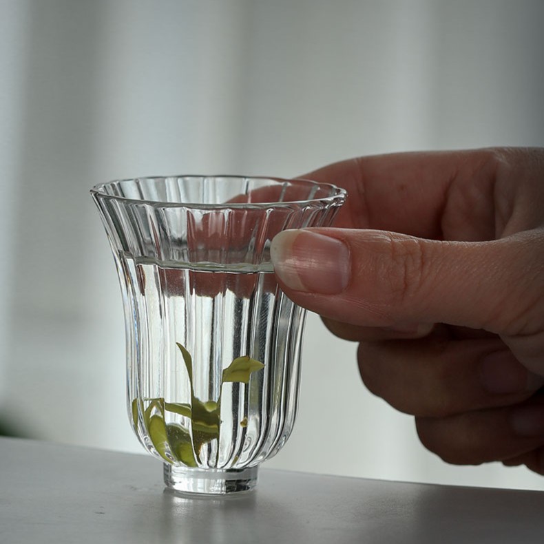 【三柒陶坊】日式玻璃功夫茶小茶杯品茗杯竖条纹花瓣耐热绿茶杯子