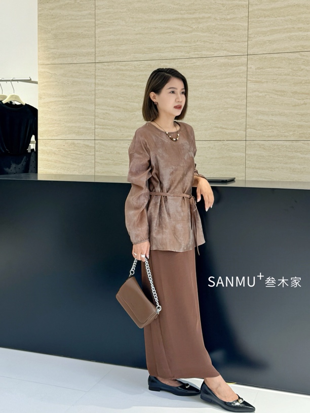 法式高级圆领细带收腰水墨画扎染长袖衬衫吊带连衣裙女套装