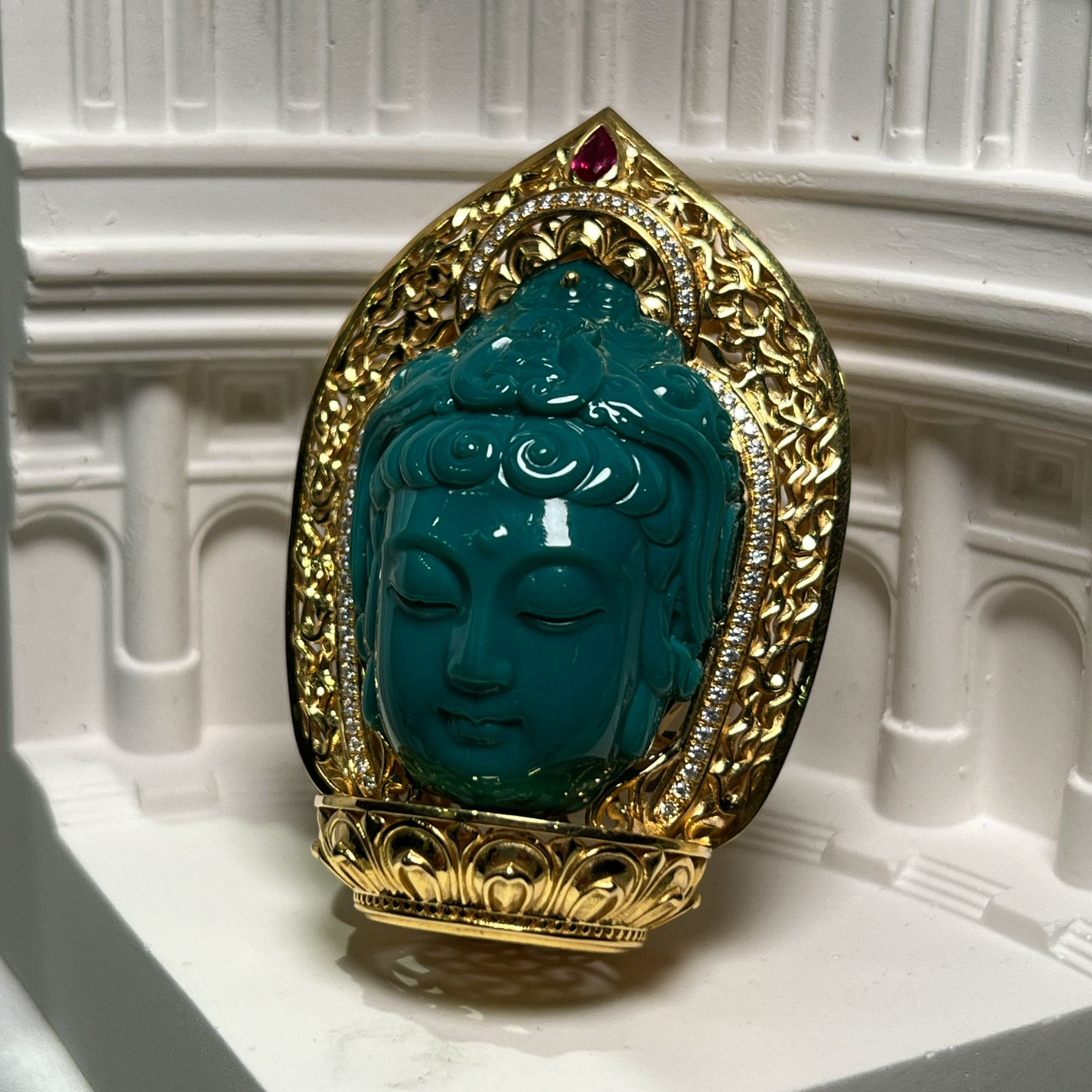 绿松石观音大师手工雕刻镶嵌18k金加宝石加钻高品质精致收藏款