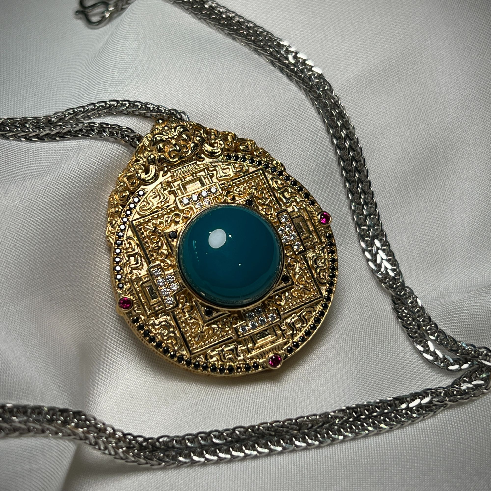 绿松石坛城精镶18k金加钻皇家蓝高品质面高端时尚款