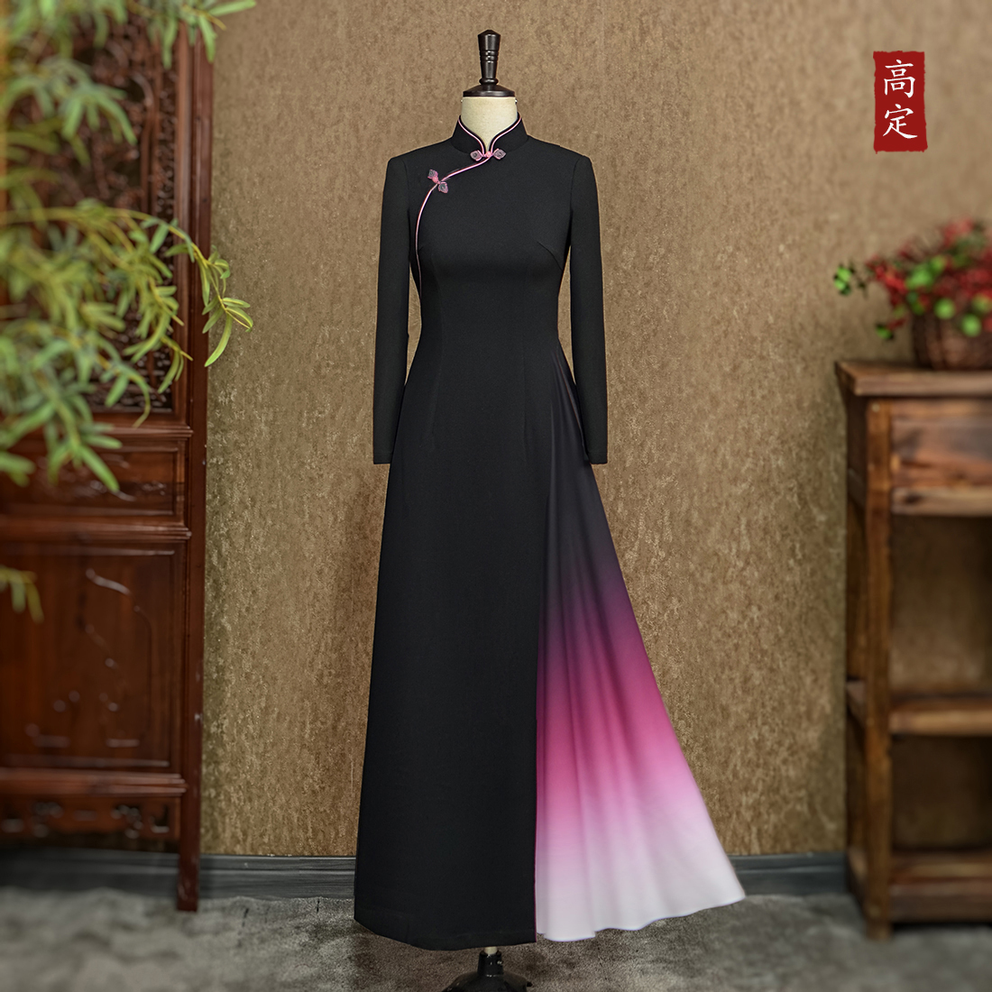 111912歌莺舞燕-隆佳秀走秀旗袍