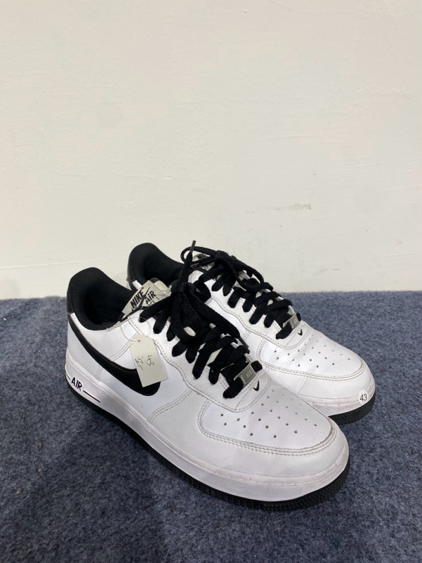 板鞋43码Nike Air Force 1 空军一号 防滑耐磨 白色/黑色勾