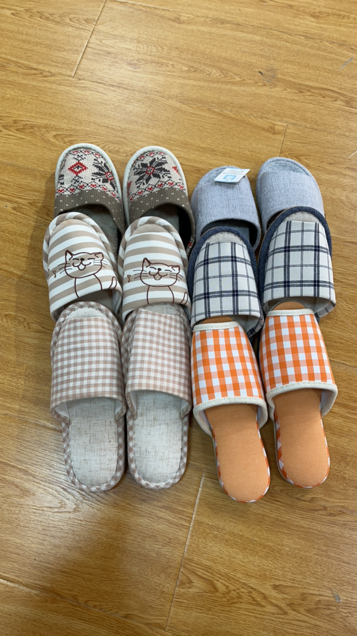 防滑缓冲静音拖鞋～不挑花色T47