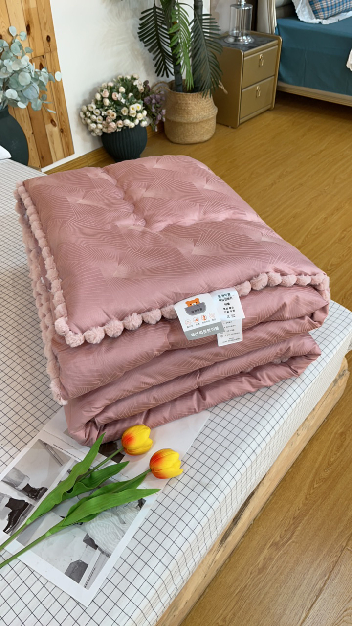 甄丝数码缎双人200*230豆豆被7斤～豆沙粉