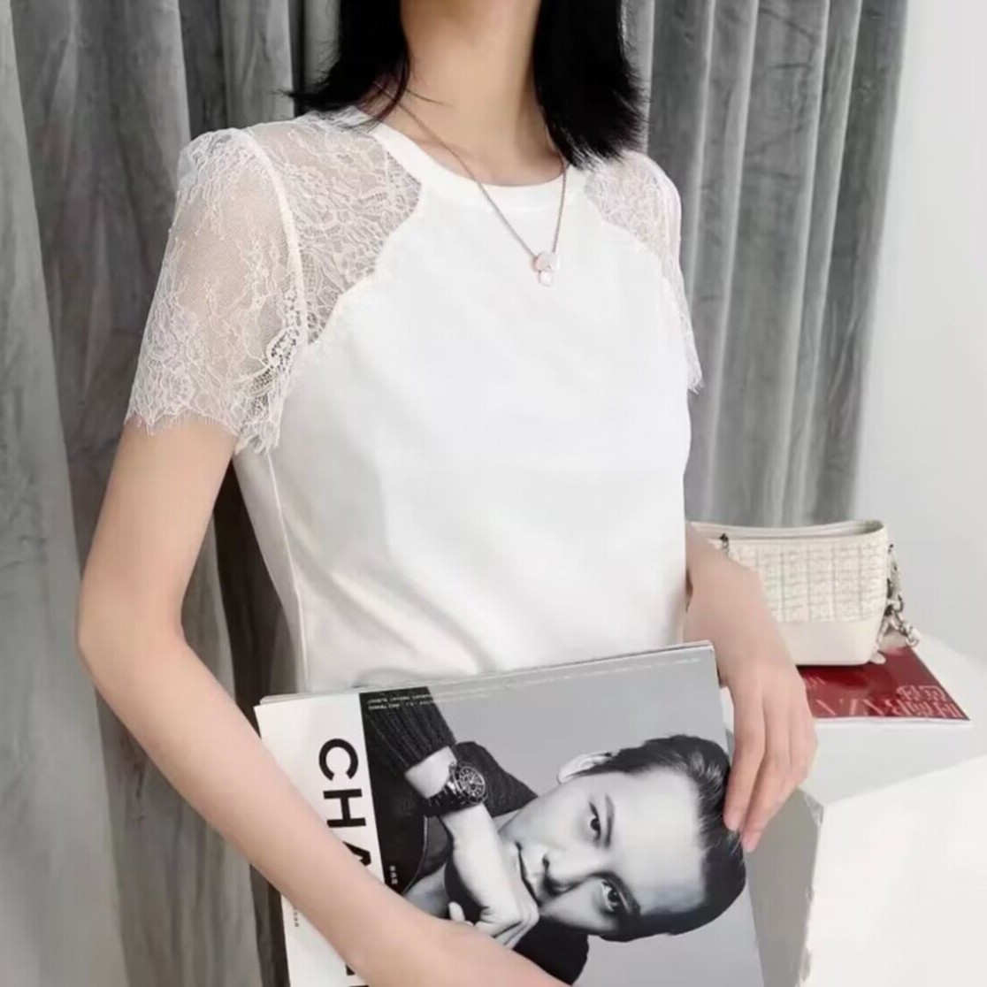 AMASS/阿玛施时尚百搭夏季纯色圆领气质简约蕾丝短袖T恤女5301053