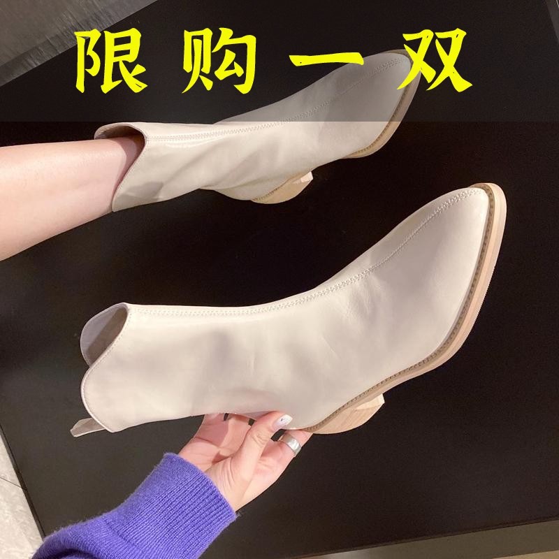 红蜻蜓牌新款尖头中跟西部牛仔短靴米白色粗跟秋季单靴中筒瘦瘦