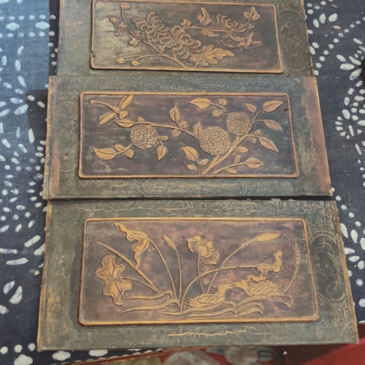 【闪购商品】雕刻木材小*子