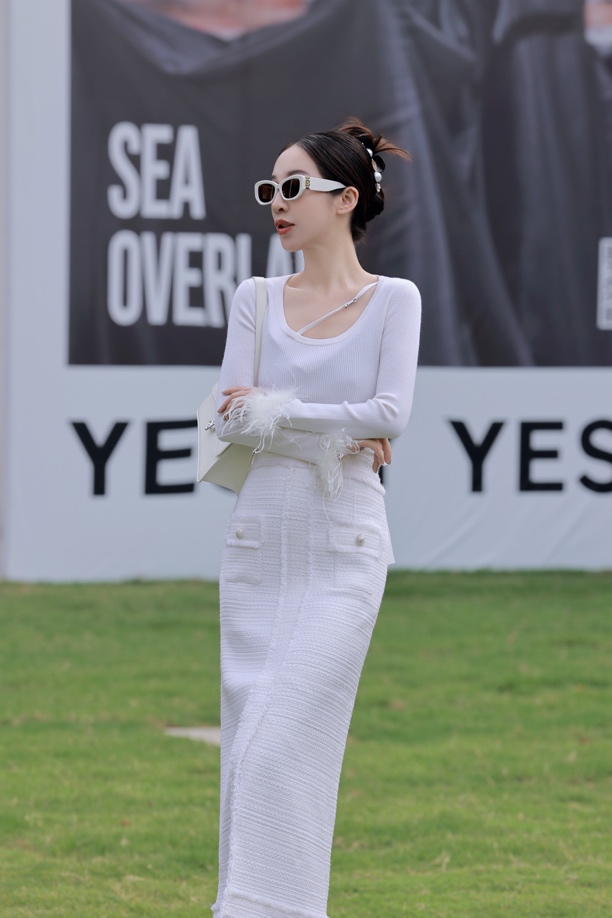 YES BY YESIR叶谦24AW 小香半裙