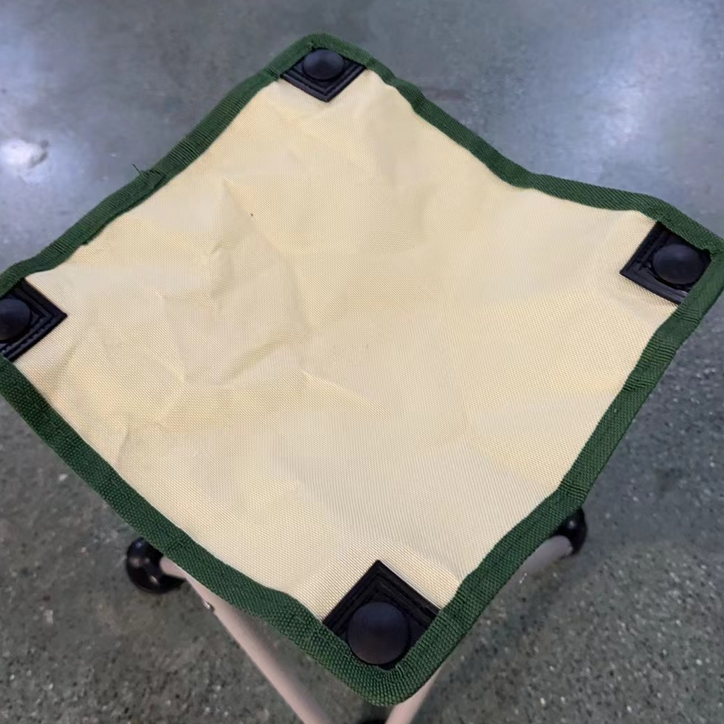 A1 杏色折叠小椅子户外椅 约25*25 *30发1把