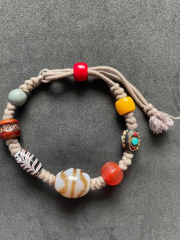 藏风虎牙达洛手串