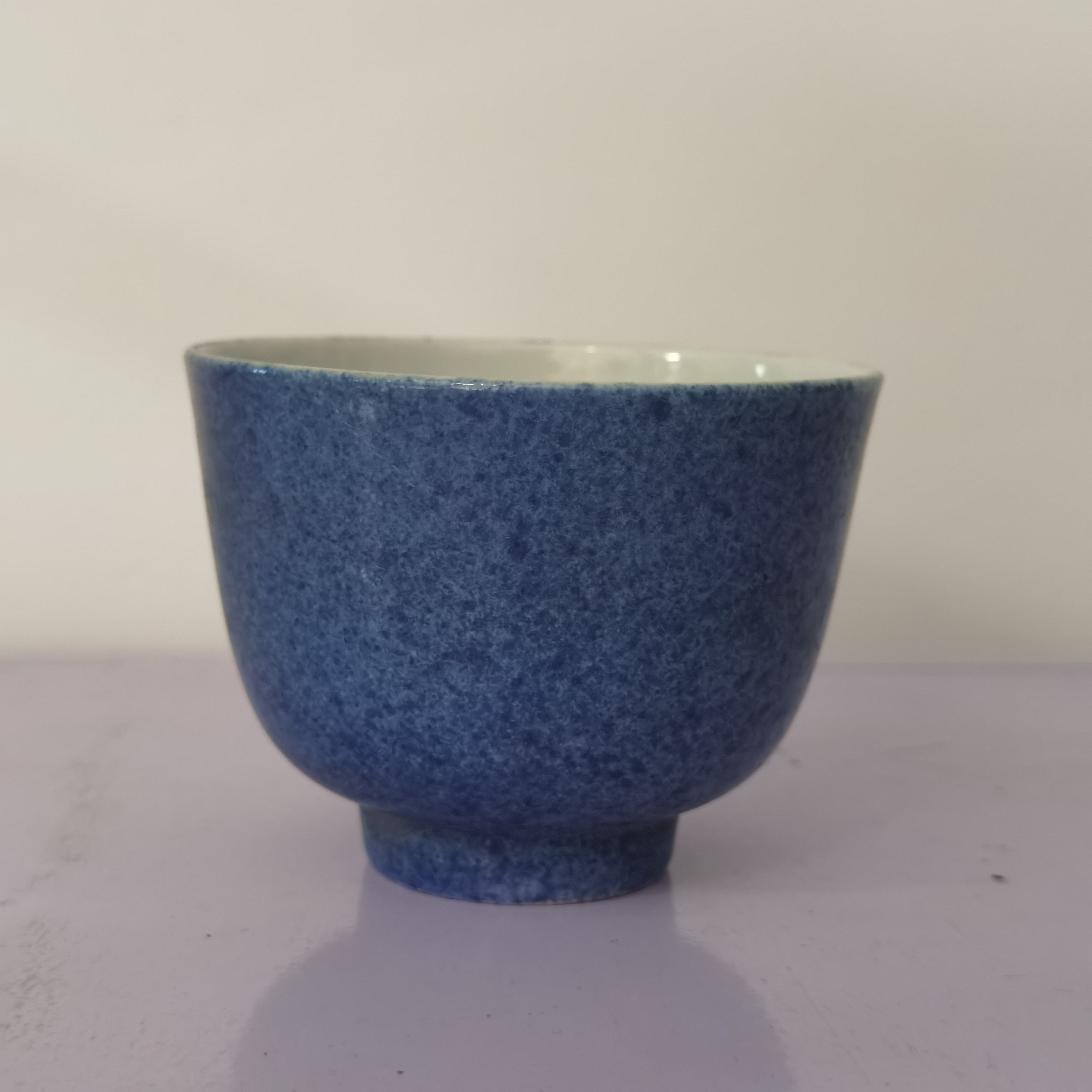 0719清晚期 洒蓝釉茶圆