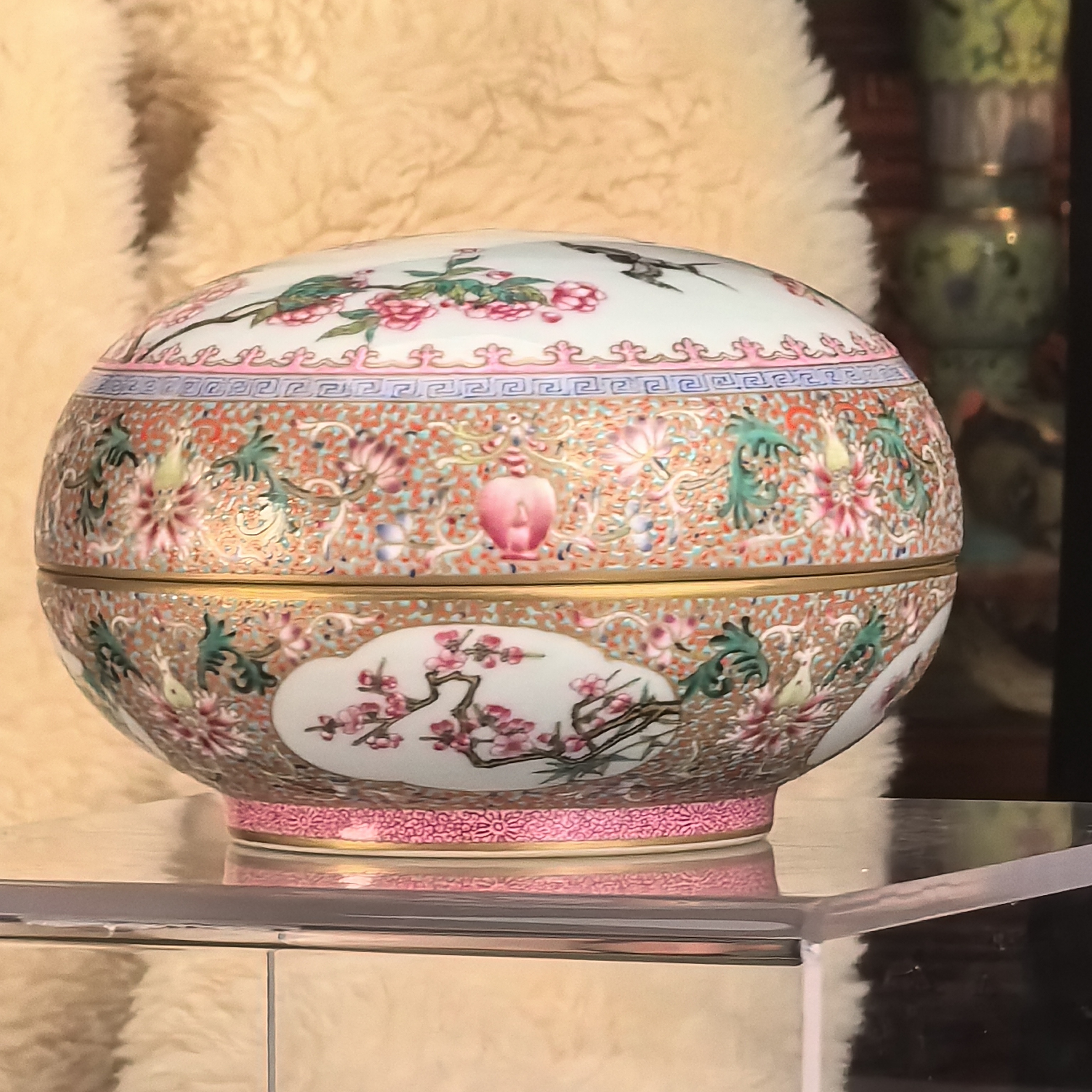 清 珐琅彩花鸟开窗盖盒