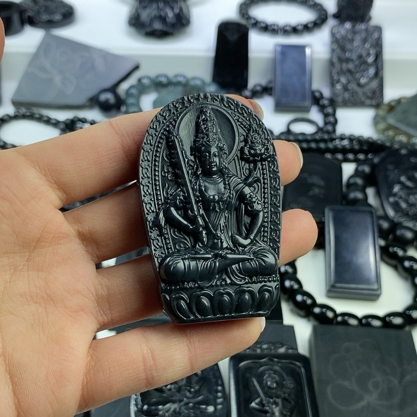 【闪购商品】和田玉（墨玉）颈饰未镶嵌提**休