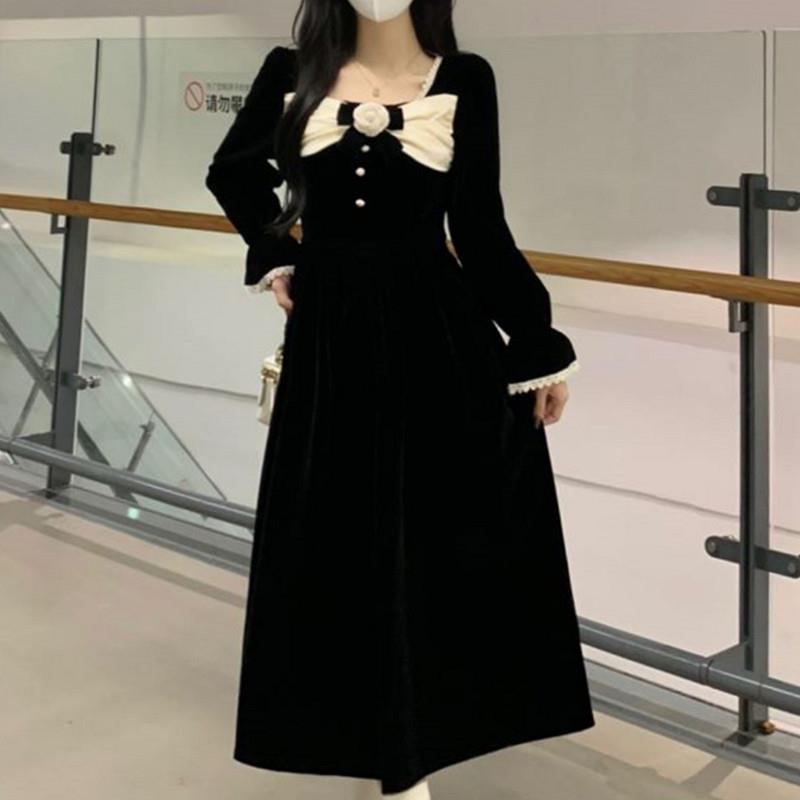 法式方领蝴蝶结设计感显瘦洋装女秋冬大码甜美公主袖蕾丝边裙子