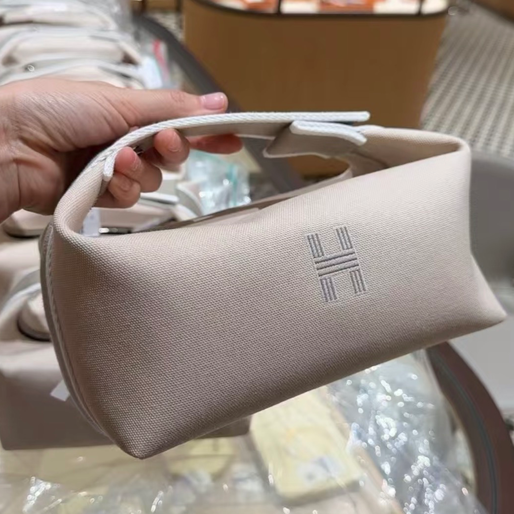 全新未使用 Hermes/爱马仕 Bride a brac米色银扣饭盒包小号