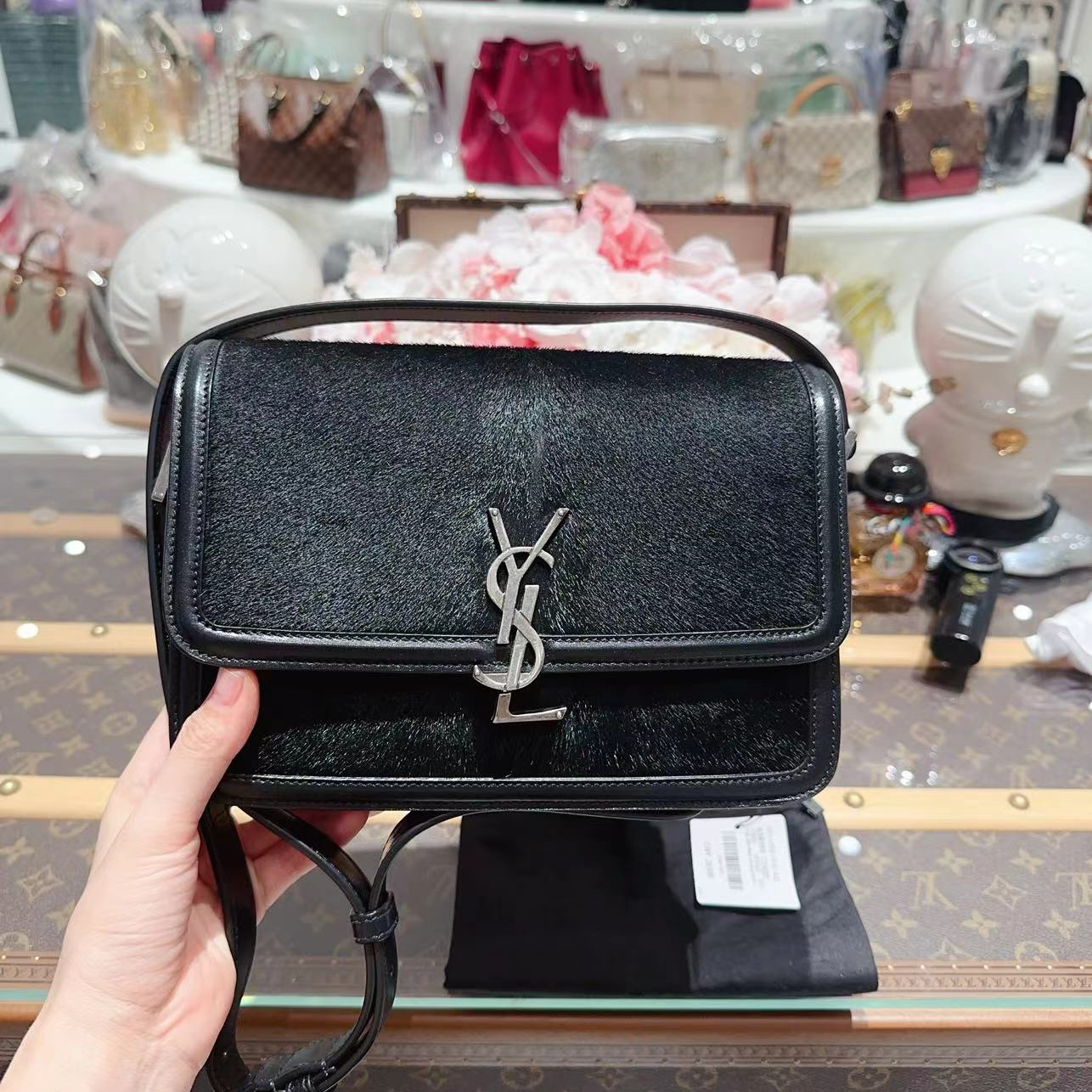 99新 YSL/圣罗兰 0826/黑色马毛豆腐包/中号尺寸: 23x16cm