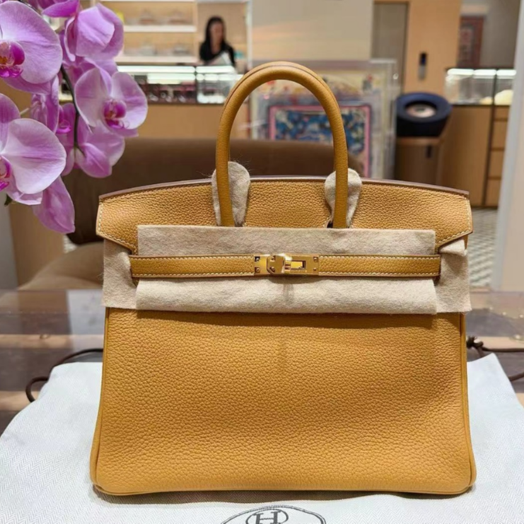 全新未使用 Hermes/爱马仕 0084/ birkin25  沙滩金 金扣 togo皮 