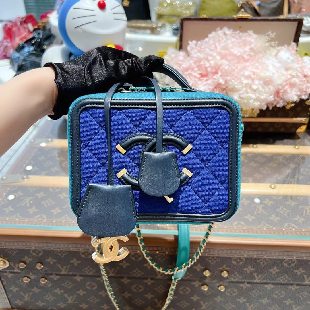 99新 Chanel/香奈儿 0494/ 三拼色小号/相机包/单肩斜挎包/28开