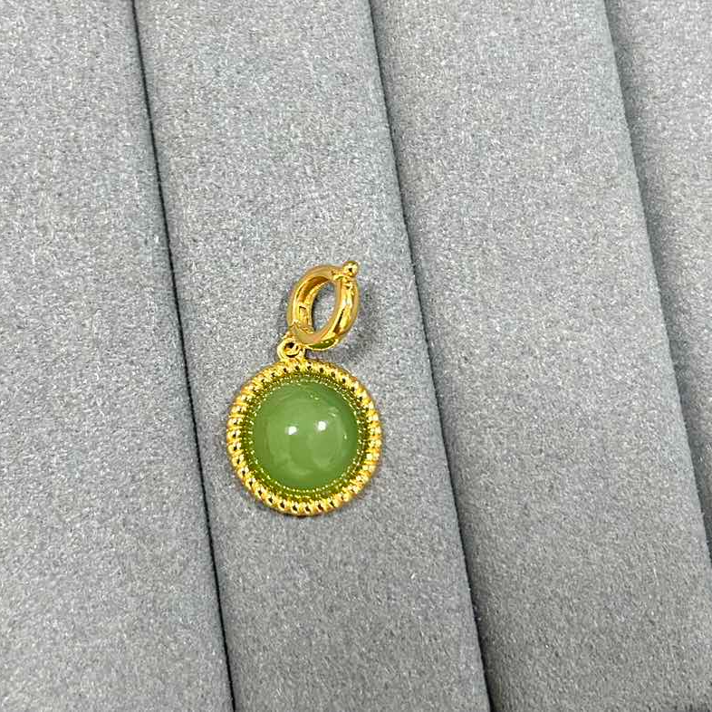 “圆舒”天然碧玉万能扣吊坠/S925银