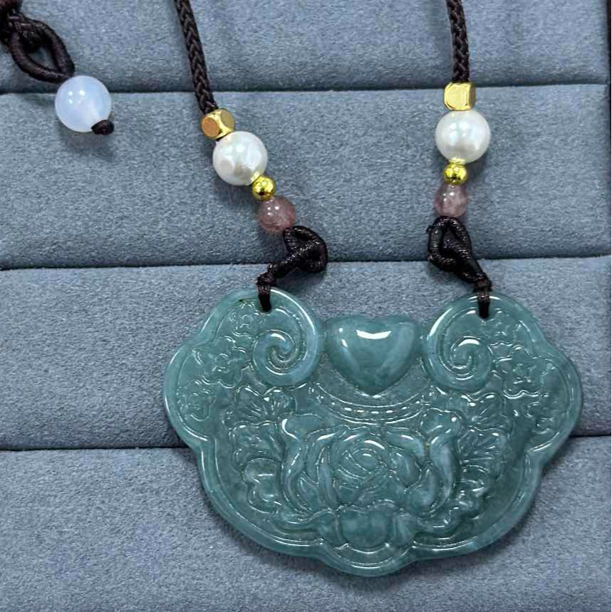 “花开富贵”A货蓝水翡翠吊坠（附绳）