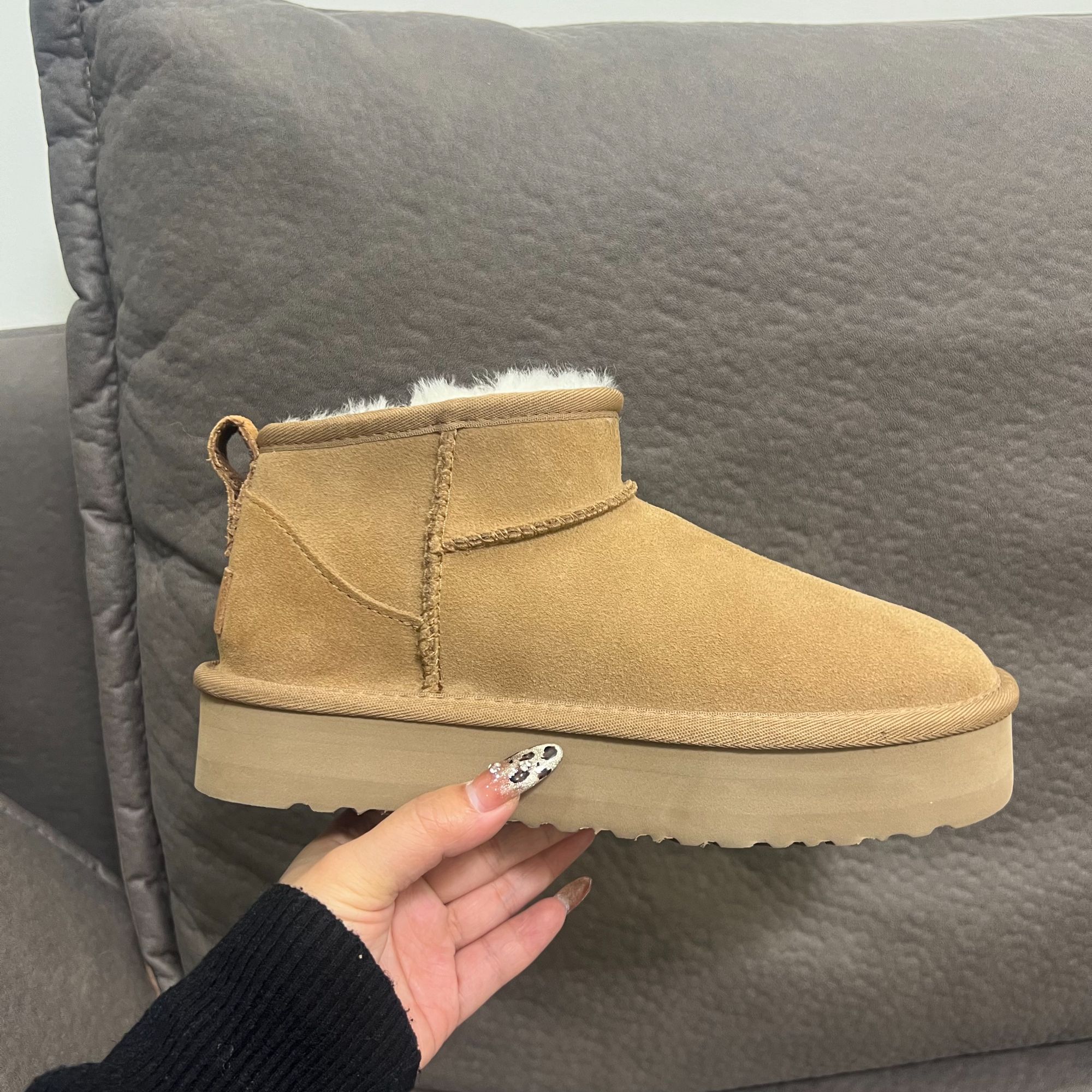 【厚底3CM周冬雨】桑坡羊皮毛一体低帮雪地靴短筒雪地靴秋冬雪地靴