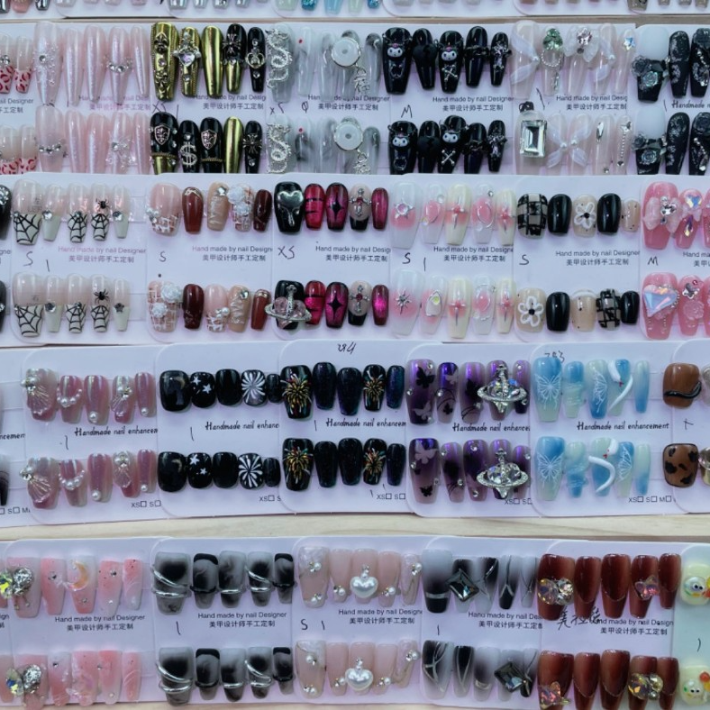 手工气质复古复古穿戴式冰透卡通套盒简约