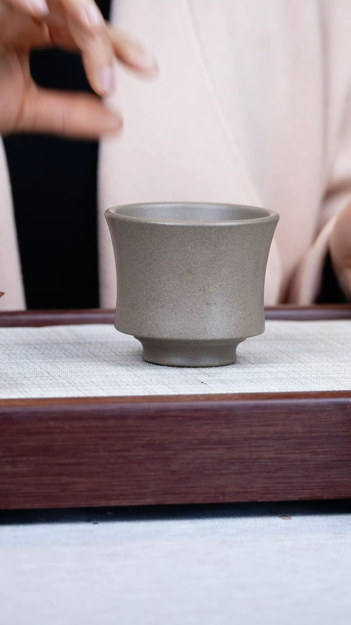 【闪购商品】紫砂茶壶清灰段主人杯200cc