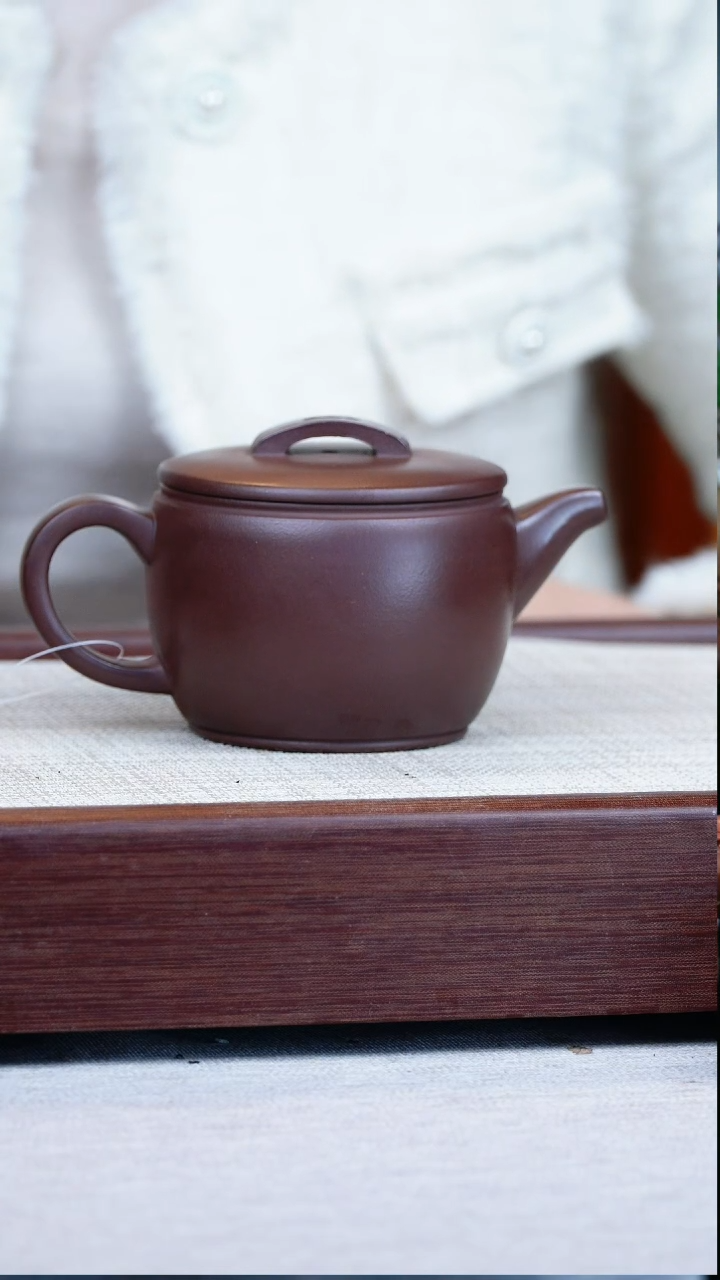 【闪购商品】紫砂茶壶紫泥-汉瓦-周向春250cc