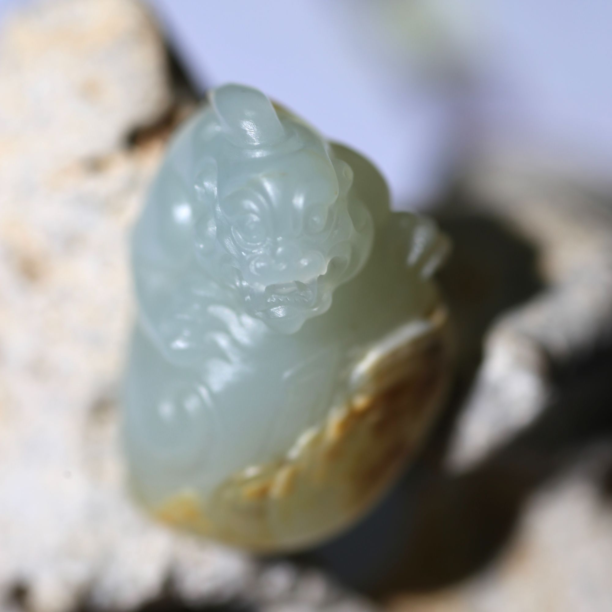 貔貅吊坠.新疆和田玉独籽雕刻，玉质细腻油润，工艺精美