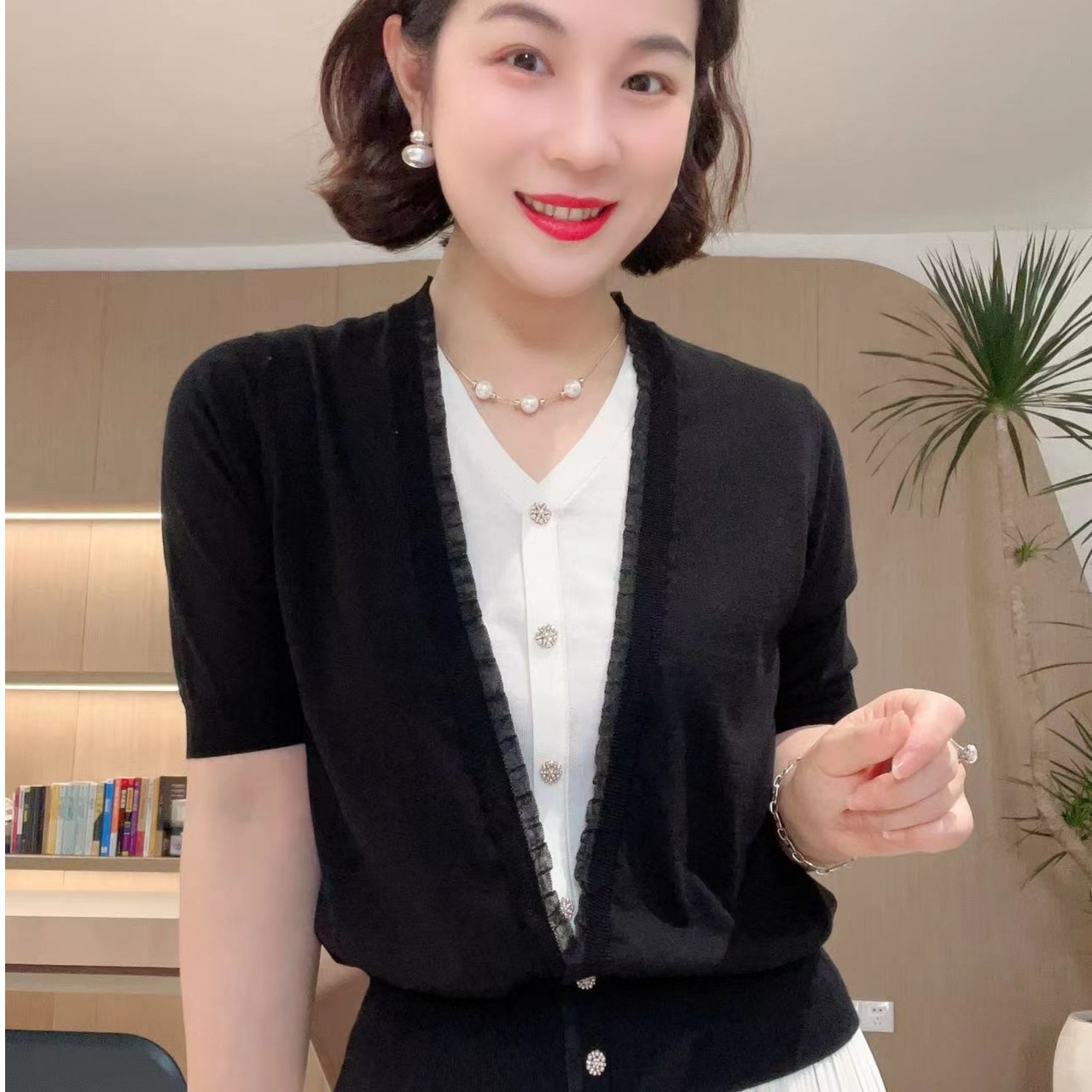 短袖V领丝丝边假两件针织衫#23175