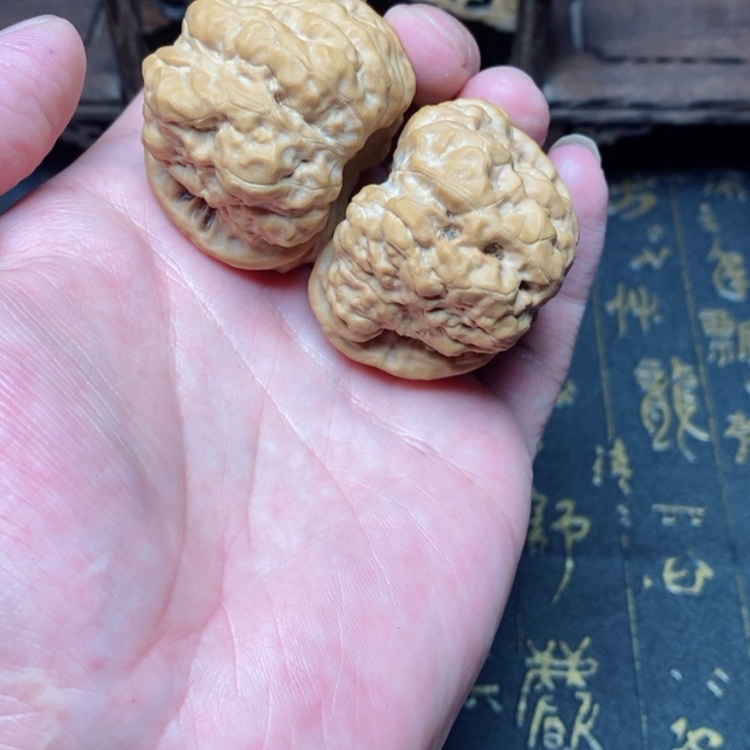 【闪购商品】桃核吊坠土***.