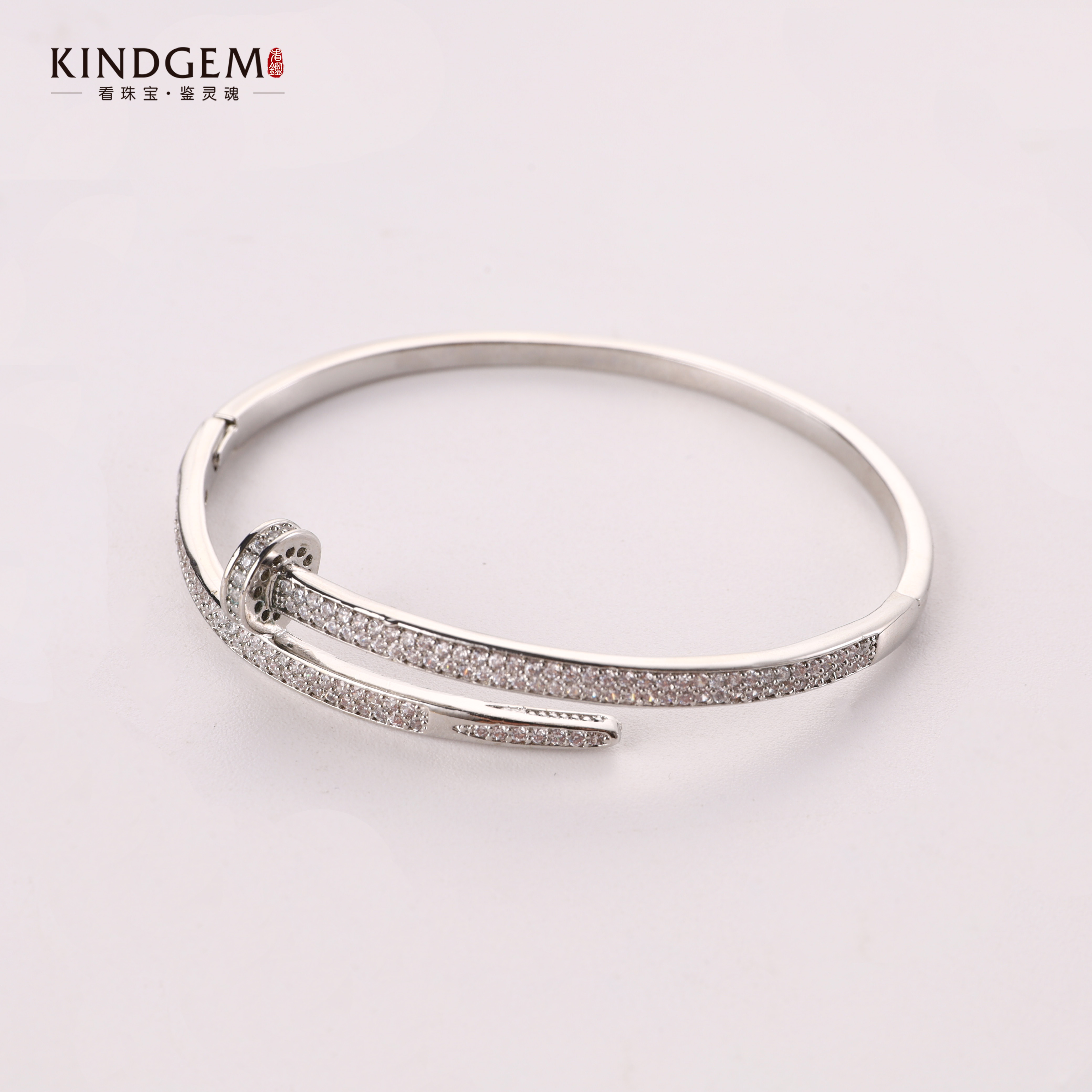 AU18XAPC-25568高级感个性时尚简约手镯