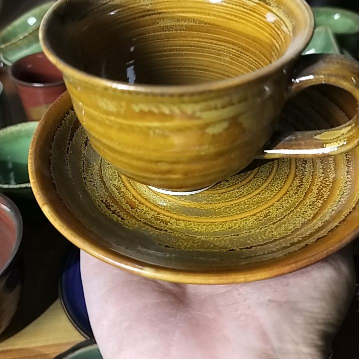 盘瓷片陶瓷杯盘壶碗都有