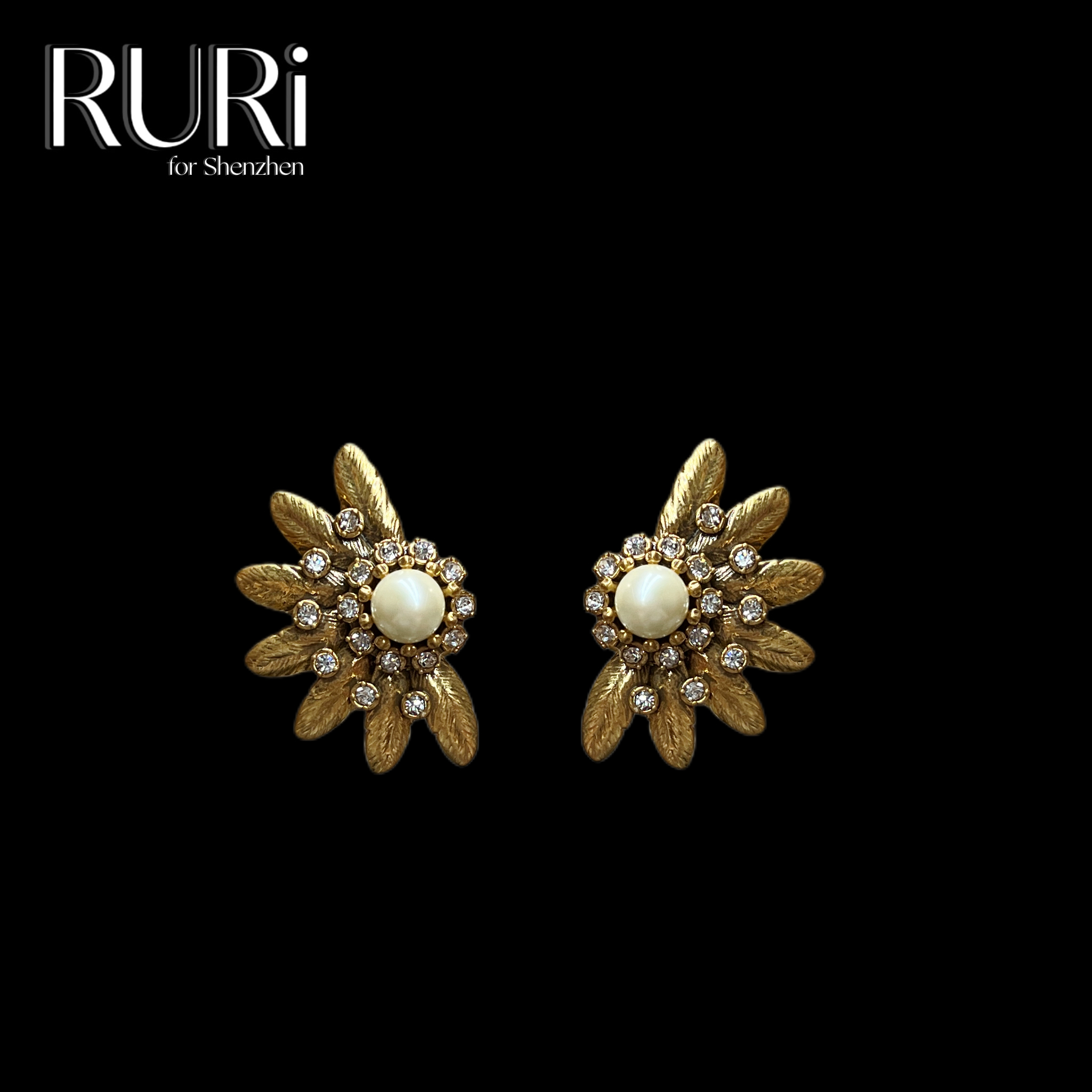 铜合金合成锆石耳饰 【J 系列】气质时尚百搭轻奢设计师羽毛花蕊耳