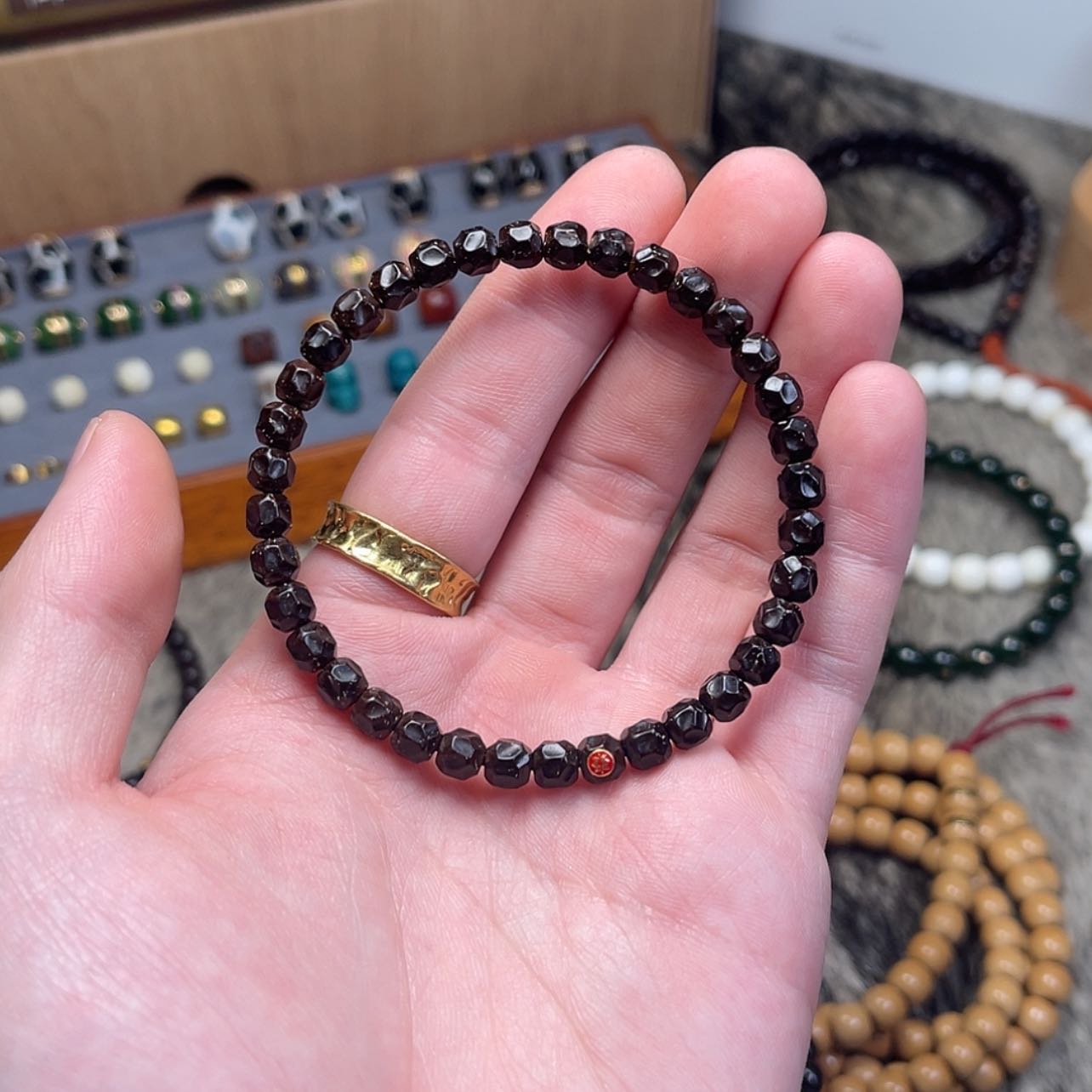 【闪购商品】椰蒂吊坠