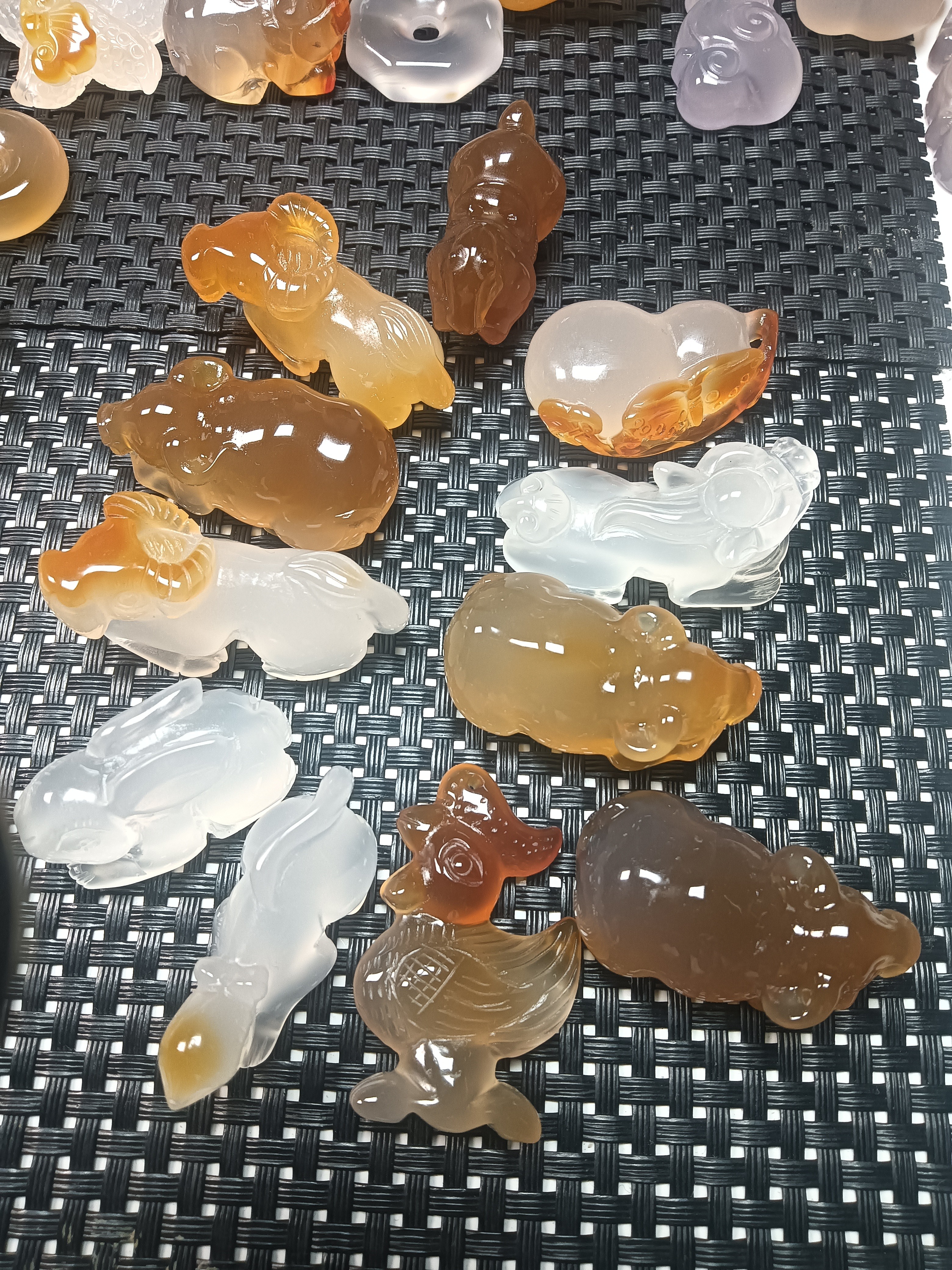 玛瑙挂坠男女通用生肖