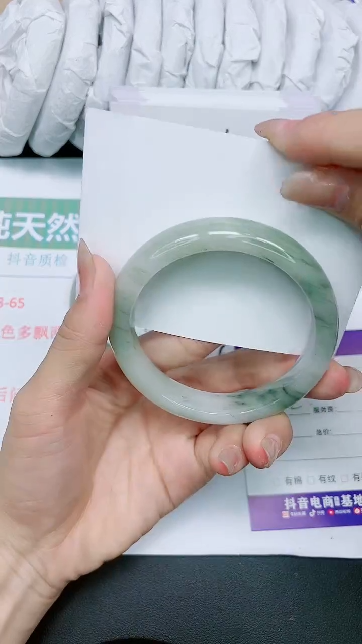 【闪购商品】石英质玉手镯未镶嵌A281-60.2