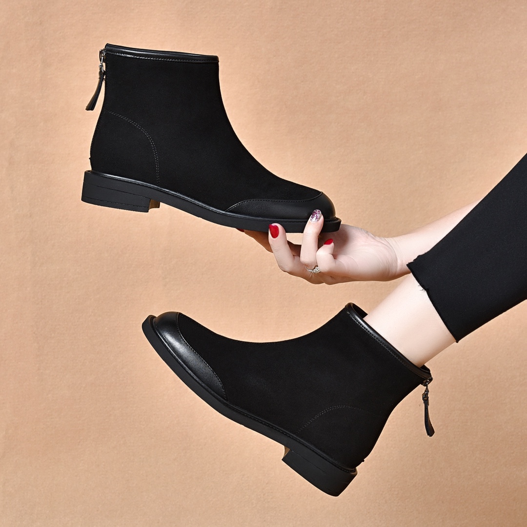 冬季新款洋气高级网红羊皮真皮小短靴女靴时装靴百搭瘦瘦靴马丁靴