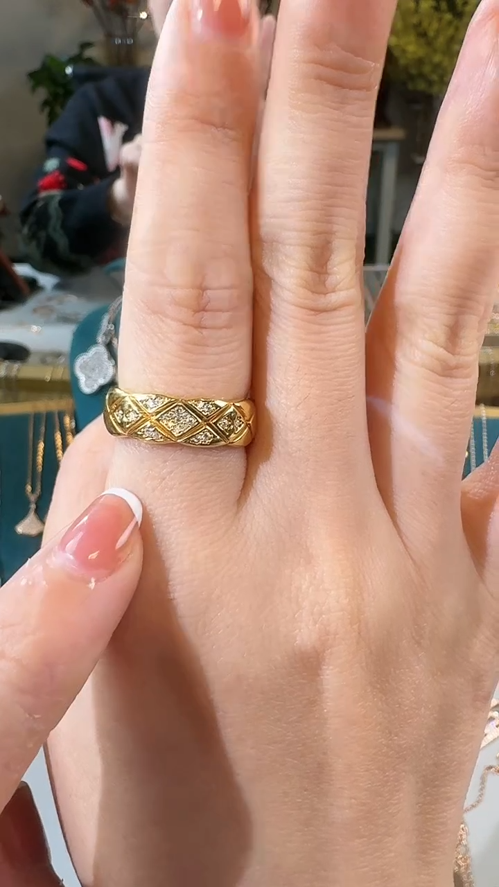 【闪购商品】合成碳硅石（莫桑石）戒指/指环18K金镶嵌拍下备注圈口